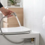 Eau ou papier toilette : quelle méthode est la plus hygiénique ?